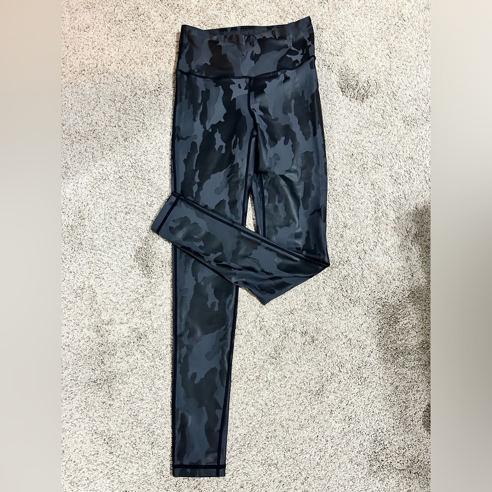 Mono B camo leggings